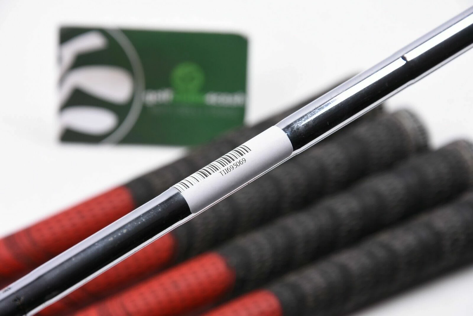 Titleist 695 CB Irons / 4-PW / Stiff Flex Dynamic Gold Shafts / TII695069 8 Titleist 695 CB Irons / 4-PW / Stiff Flex Dynamic Gold Shafts / TII695069 - Image 6