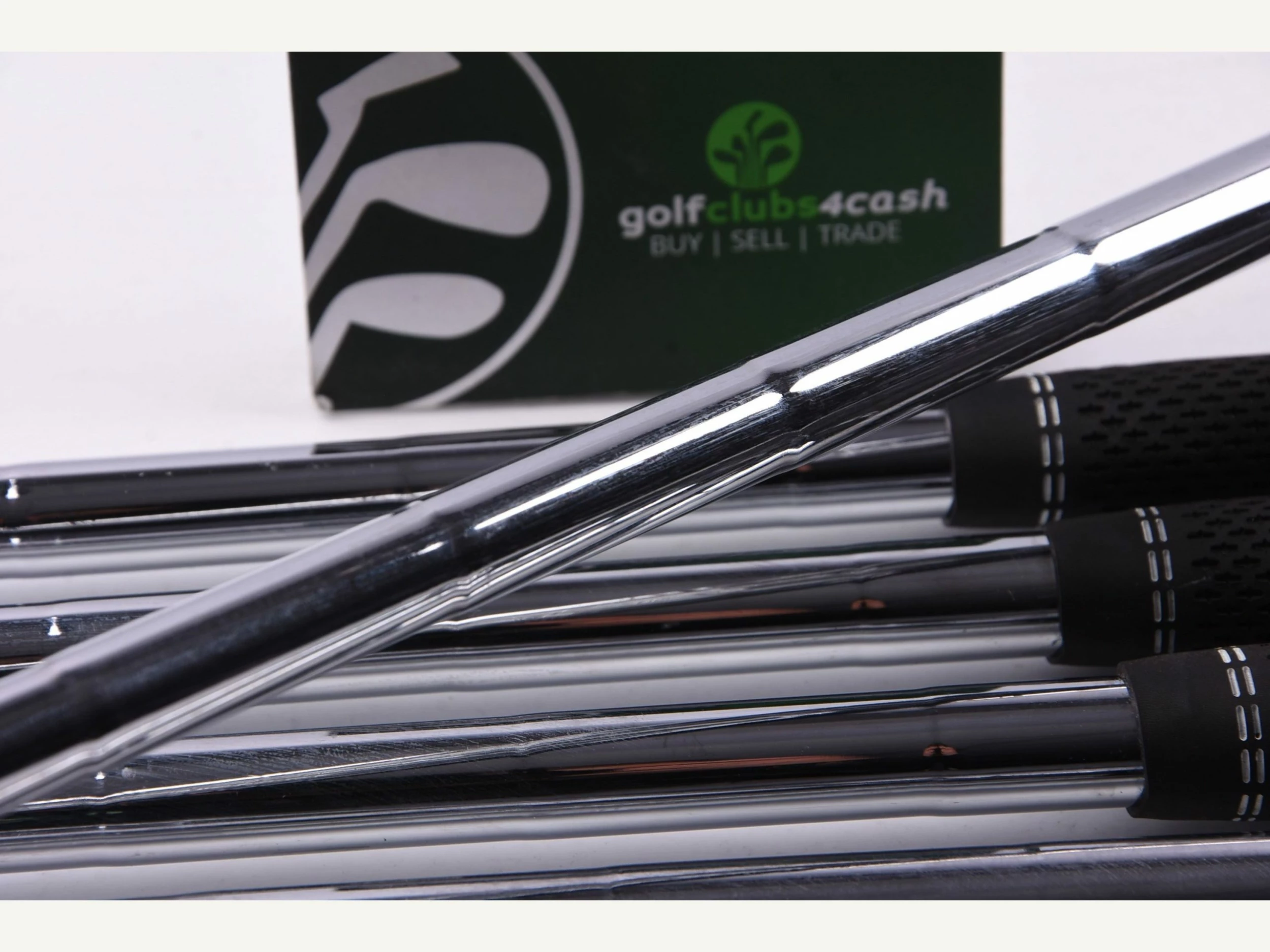 Titleist 714 CB Irons / 4-PW / Stiff Flex Dynamic Gold Shafts 7 Titleist 714 CB Irons / 4-PW / Stiff Flex Dynamic Gold Shafts - Image 5