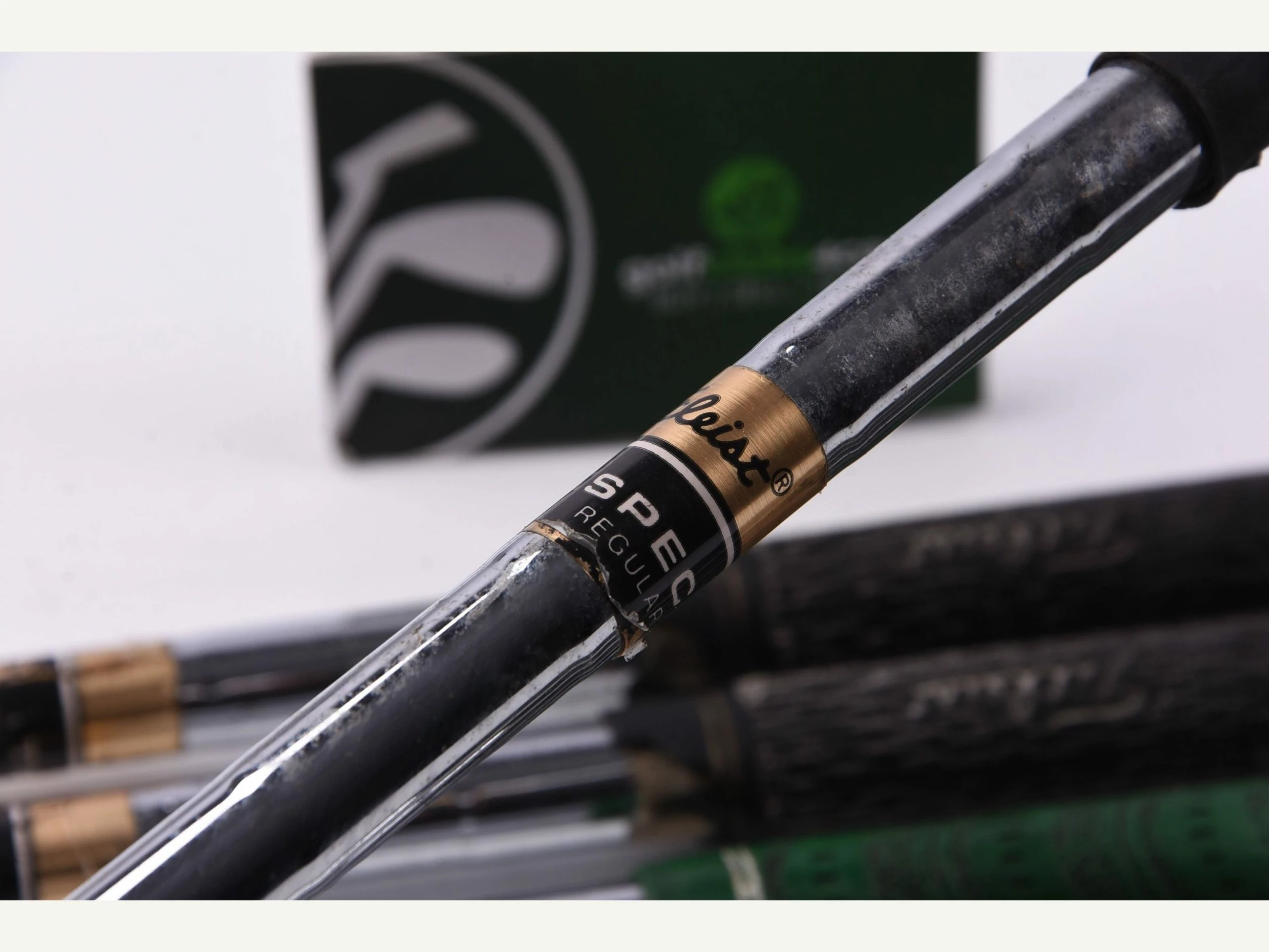 Titleist DCI 981 Irons / 3-SW / Regular Flex Titleist Tri-Spec Shafts 8 Titleist DCI 981 Irons / 3-SW / Regular Flex Titleist Tri-Spec Shafts - Image 6