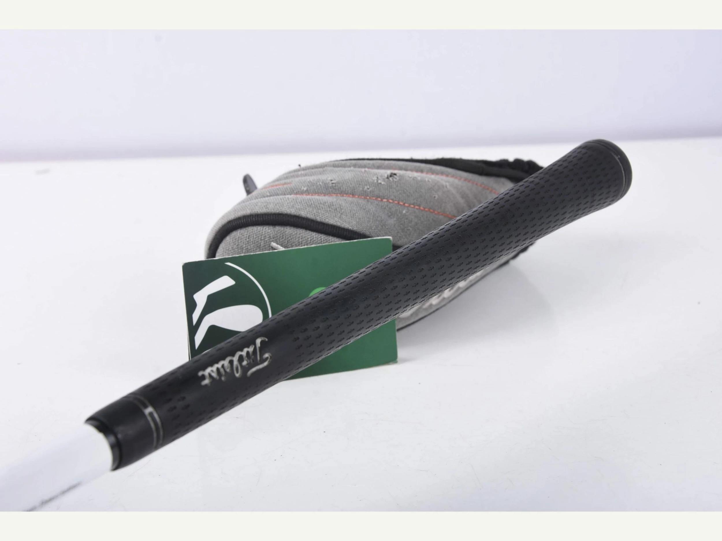 Titleist 585.H #3 Hybrid / 19 Degree / Regular Flex Titleist 4175 Shaft 10 Titleist 585.H #3 Hybrid / 19 Degree / Regular Flex Titleist 4175 Shaft - Image 8