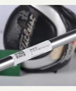 Titleist 915 D2 Driver / 10.5 Degree / Regular Flex Diamana M+ 50 Shaft -Cheap Fairway Woods Store DSC 1307 9a4bf70d ad51 4c63 a0cd 94704fd822fc