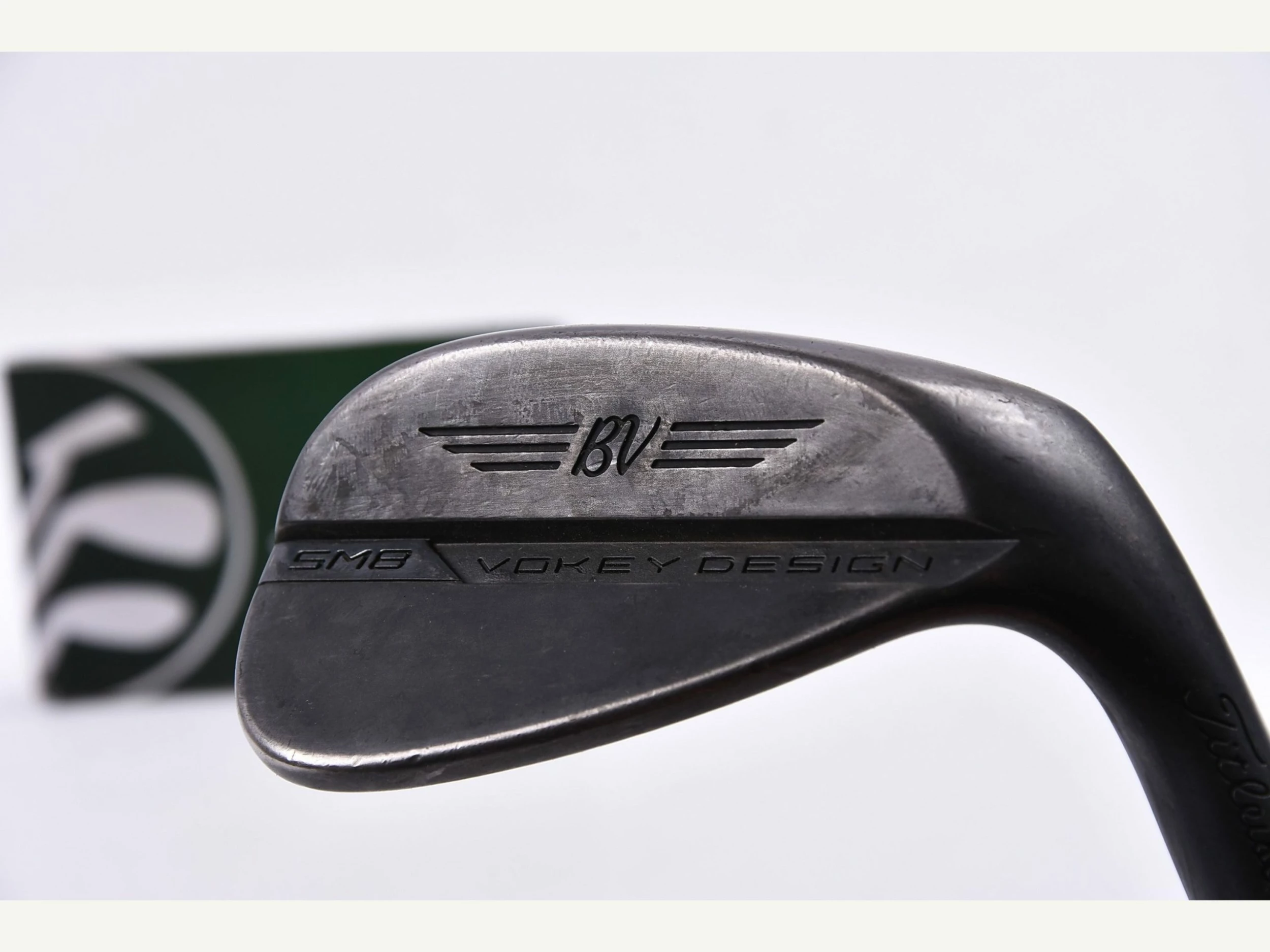 Titleist Vokey SM8 Pitching Wedge / 46 Degree / Regular Flex Dynamic Gold R300 3 Titleist Vokey SM8 Pitching Wedge / 46 Degree / Regular Flex Dynamic Gold R300