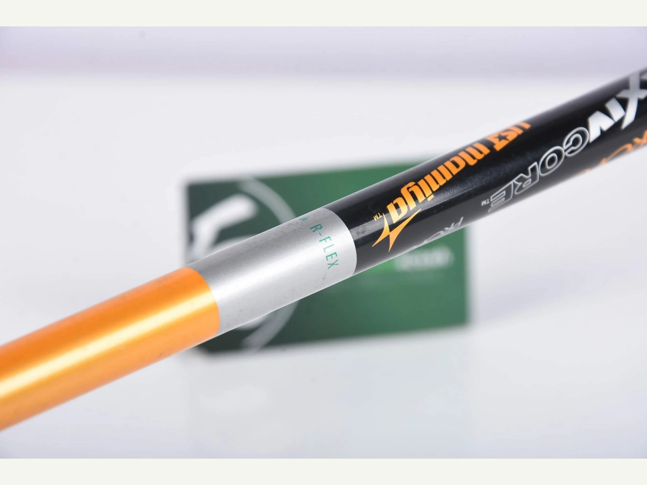 Titleist 909 D2 Driver / 9.5 Degree / Regular Flex UST Mamiya Proforce 65 Shaft 8 Titleist 909 D2 Driver / 9.5 Degree / Regular Flex UST Mamiya Proforce 65 Shaft - Image 6