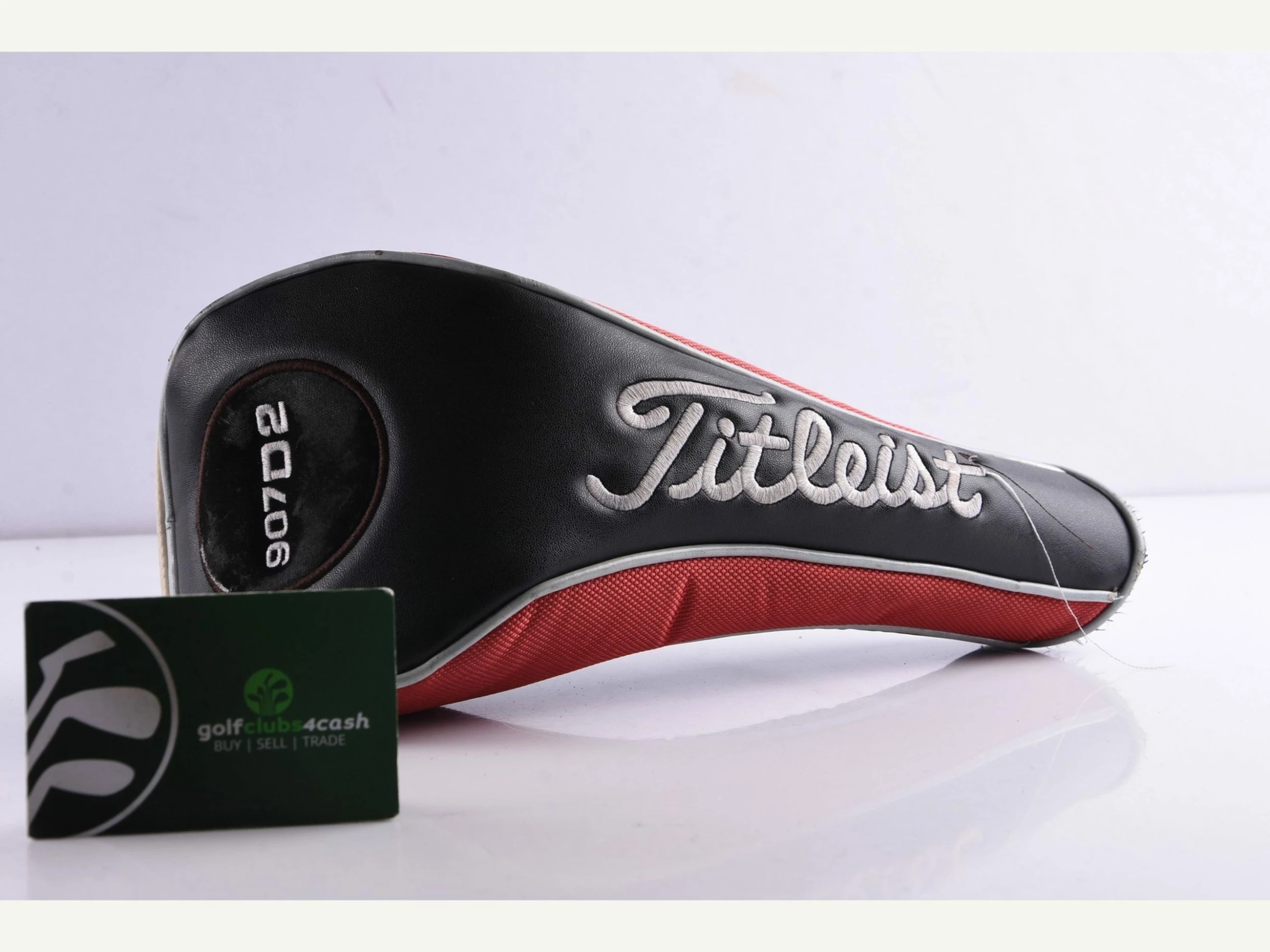 Titleist 907 D2 Driver / 9.5 Degree / Stiff Flex UST Proforce V2 76 Shaft 11 Titleist 907 D2 Driver / 9.5 Degree / Stiff Flex UST Proforce V2 76 Shaft - Image 9