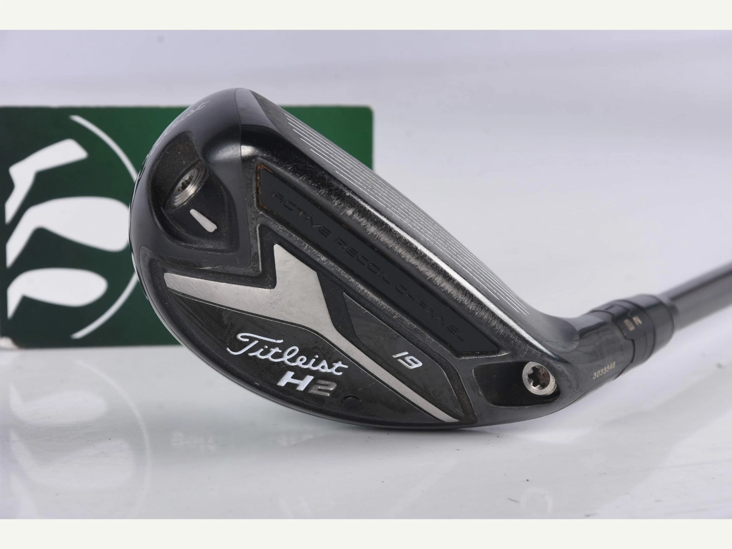 Titleist 818 H2 #3 Hybrid / 19 Degree / Stiff Flex Aldila Rogue M-AX 85 Shaft 3 Titleist 818 H2 #3 Hybrid / 19 Degree / Stiff Flex Aldila Rogue M-AX 85 Shaft