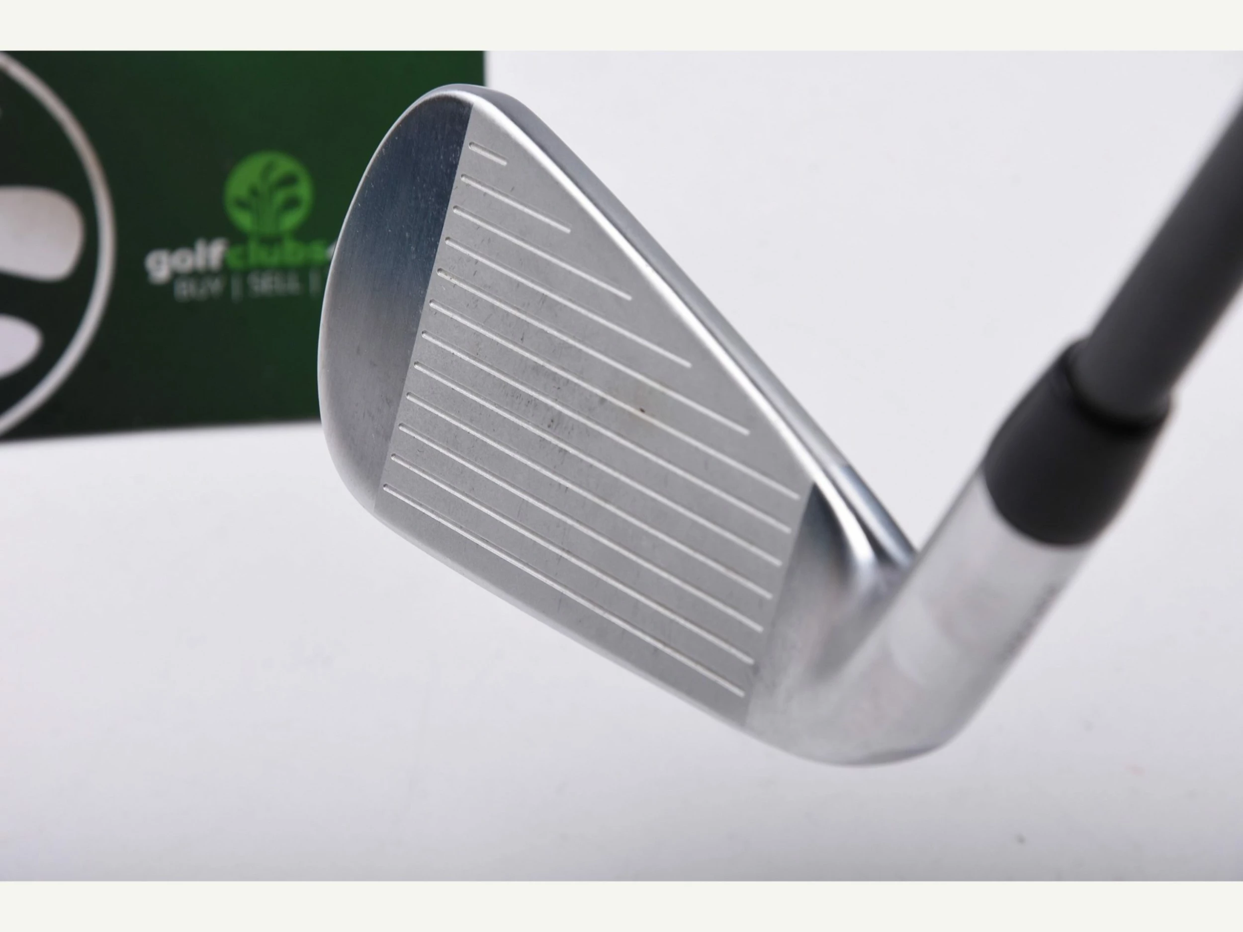 Titleist U-510 #4 Iron / 22 Degree / Regular Flex Hzrdus Smoke Black 80g Shaft 4 Titleist U-510 #4 Iron / 22 Degree / Regular Flex Hzrdus Smoke Black 80g Shaft - Image 2