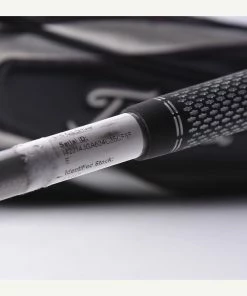 Titleist 915 D3 Driver / 9.5 Degree / Stiff Flex Diamana D+70 Shaft -Cheap Fairway Woods Store DSC 4987 e2d6bf2d c0de 4036 af37 e922a865a2f1