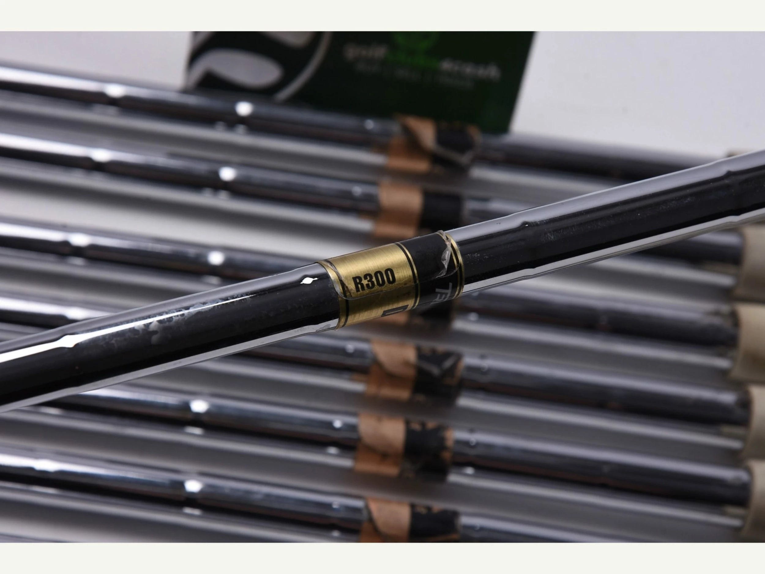 Titleist DCI 981 Irons / 3-9+SW / Regular Flex Titleist Tri Spec Shafts 7 Titleist DCI 981 Irons / 3-9+SW / Regular Flex Titleist Tri Spec Shafts - Image 5