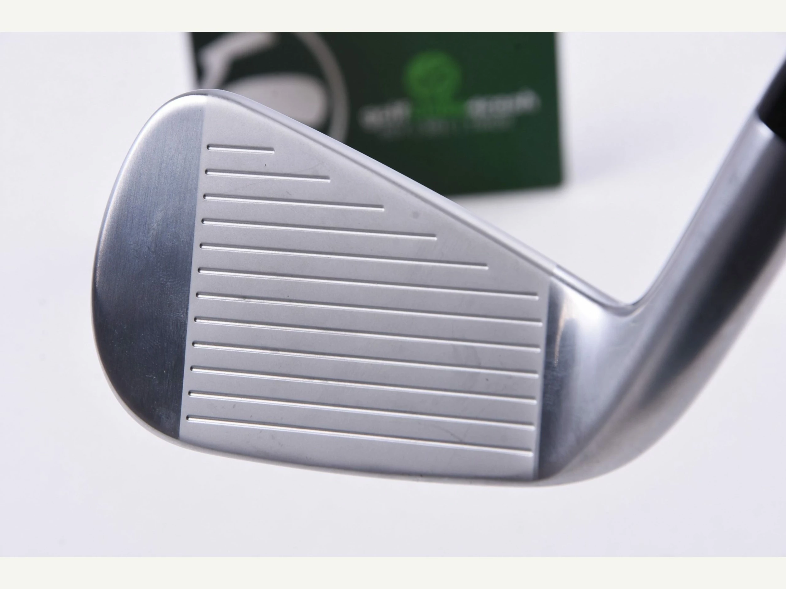 Titleist 716 T-MB #4 Iron / 23 Degree / Regular Flex Dynamic Gold AMT R300 4 Titleist 716 T-MB #4 Iron / 23 Degree / Regular Flex Dynamic Gold AMT R300 - Image 2