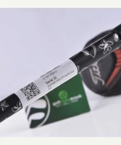 Titleist 913H #2 Hybrid / 17 Degree / Stiff Flex Diamana D+Plus 92 HY Shaft -Cheap Fairway Woods Store DSC 6098 87e708d0 3ff0 4ed7 af9c 4868302219e2