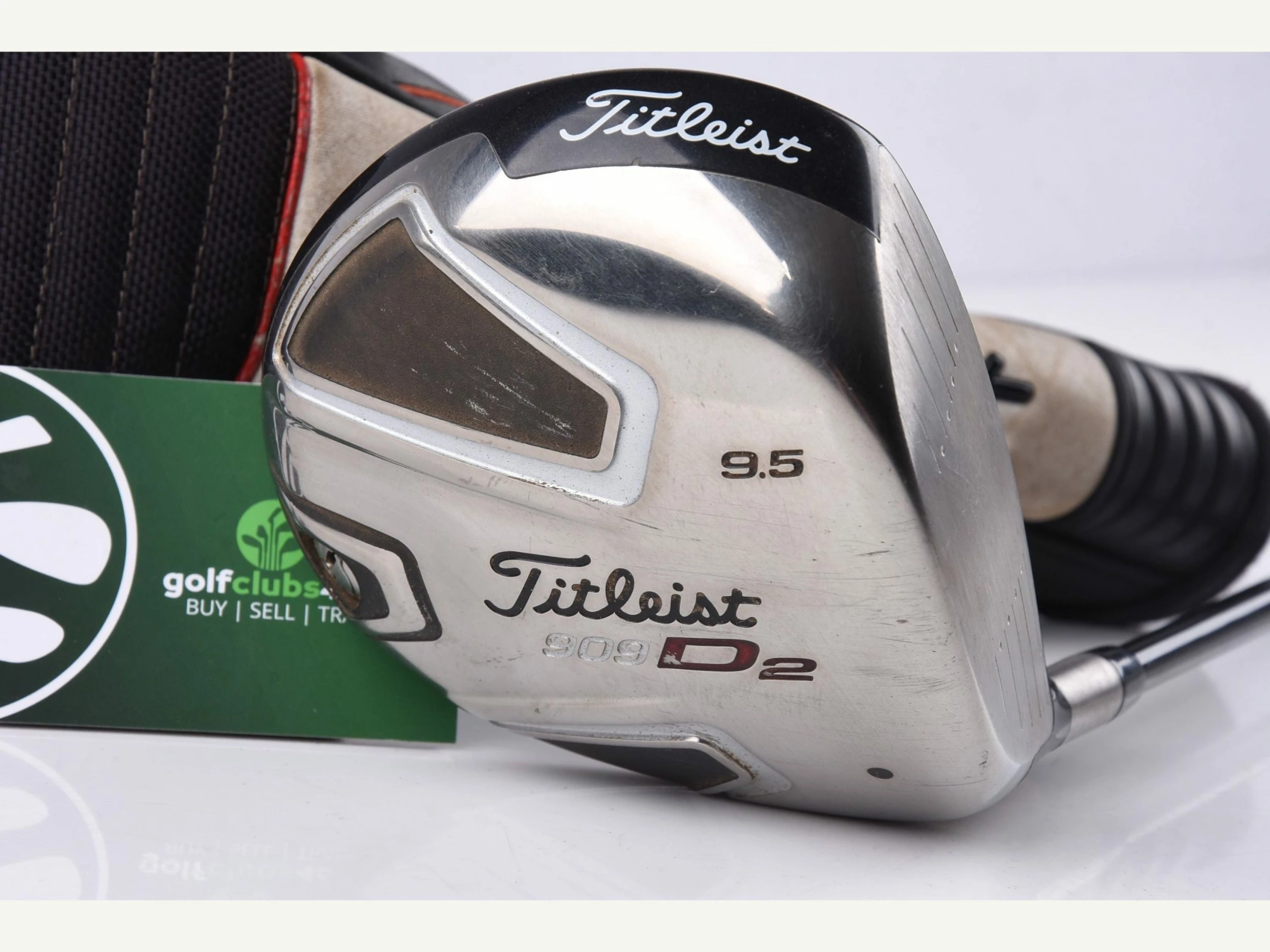 Titleist 909 D2 Driver / 9.5 Degree / Stiff Flex Aldila Voodoo Shaft 3 Titleist 909 D2 Driver / 9.5 Degree / Stiff Flex Aldila Voodoo Shaft