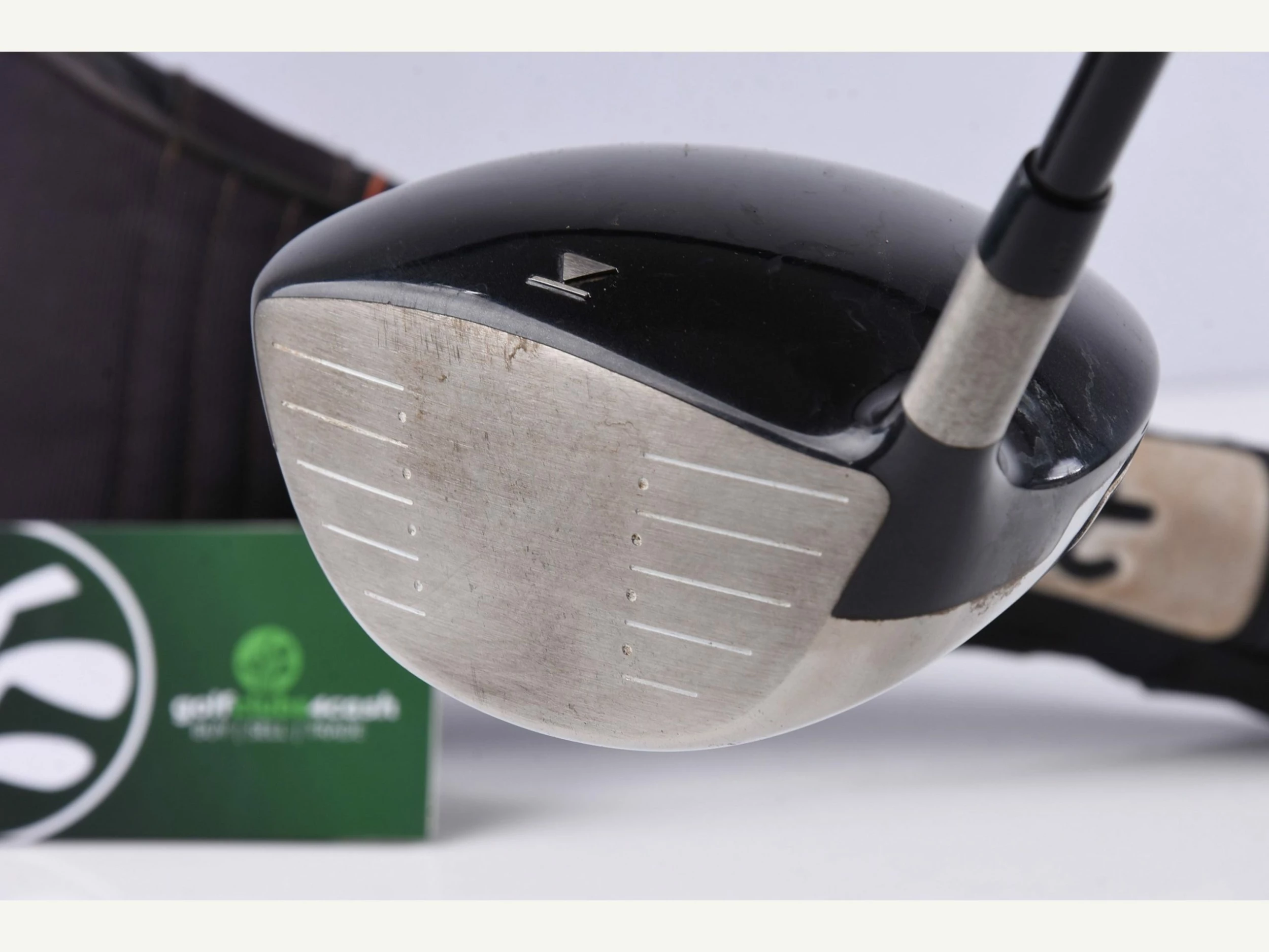 Titleist 909 D2 Driver / 9.5 Degree / Stiff Flex Aldila Voodoo Shaft 6 Titleist 909 D2 Driver / 9.5 Degree / Stiff Flex Aldila Voodoo Shaft - Image 4