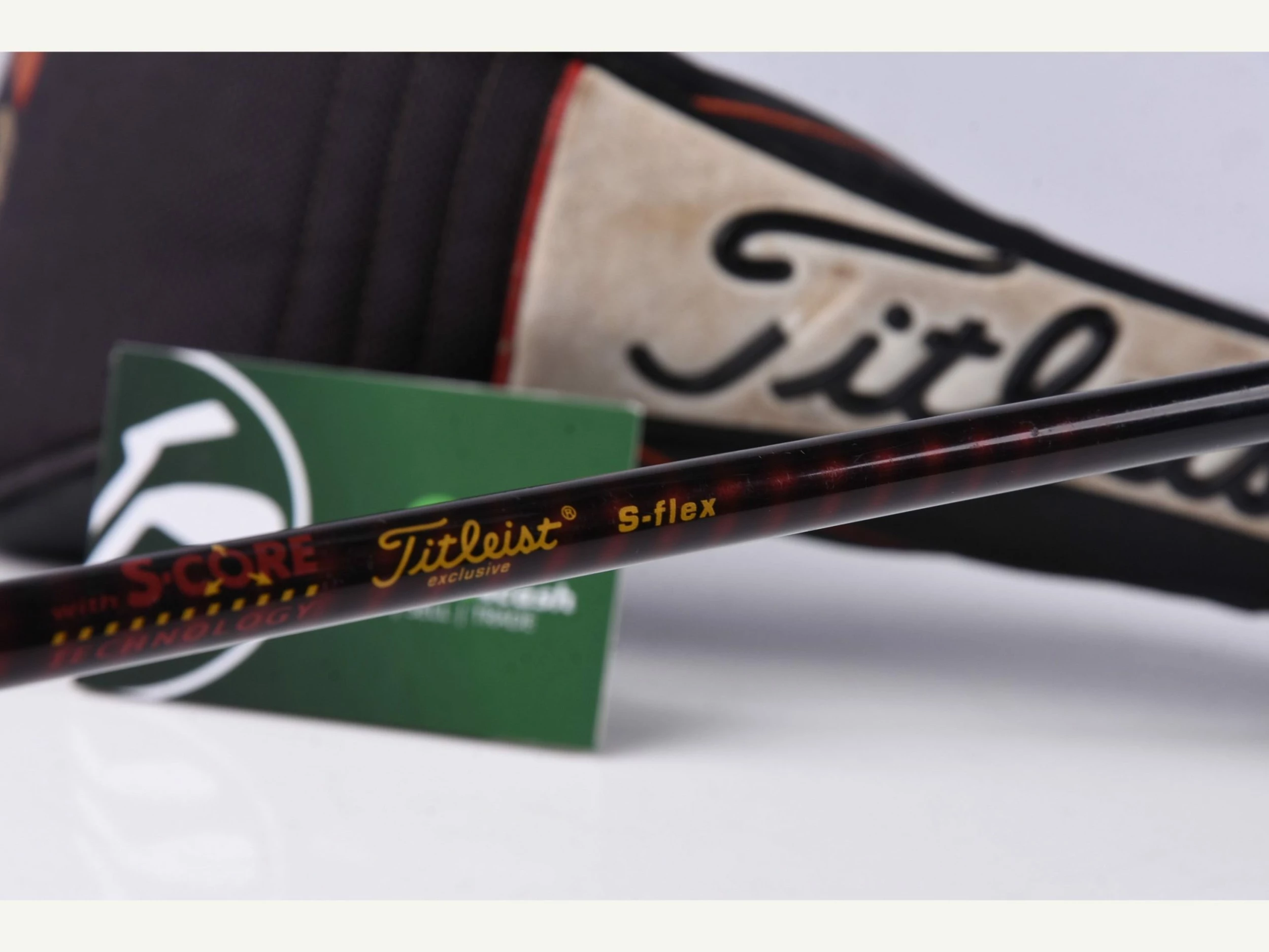 Titleist 909 D2 Driver / 9.5 Degree / Stiff Flex Aldila Voodoo Shaft 8 Titleist 909 D2 Driver / 9.5 Degree / Stiff Flex Aldila Voodoo Shaft - Image 6