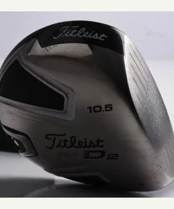 Titleist 909 D2 Driver / 10.5 Degree / Stiff Flex Matrix Ozik Shaft